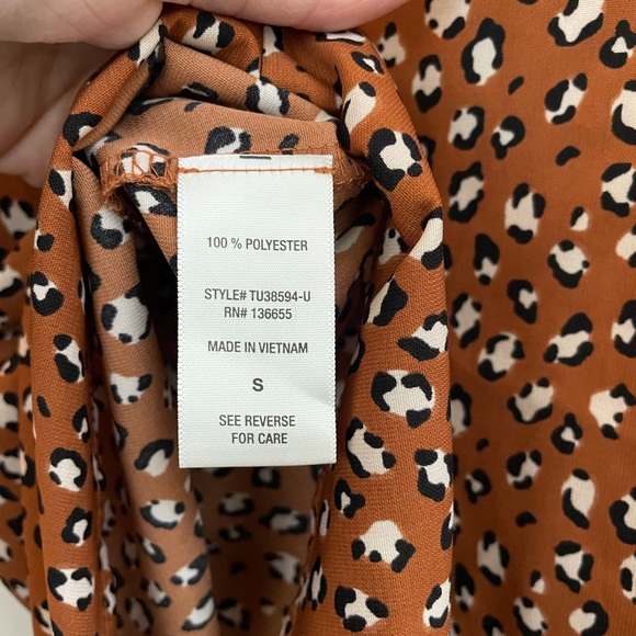 West Kei Animal Print, Tie Front Blouse - Picture 7 of 7